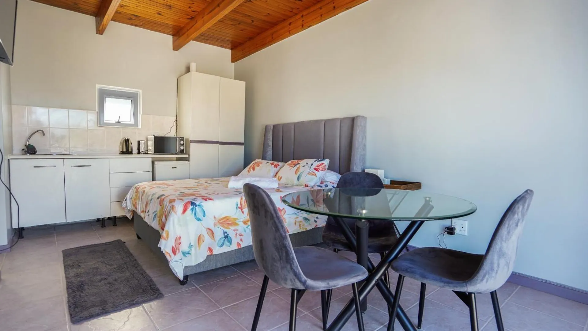 Guest house Ocean Vibes Hotel Cape Town
