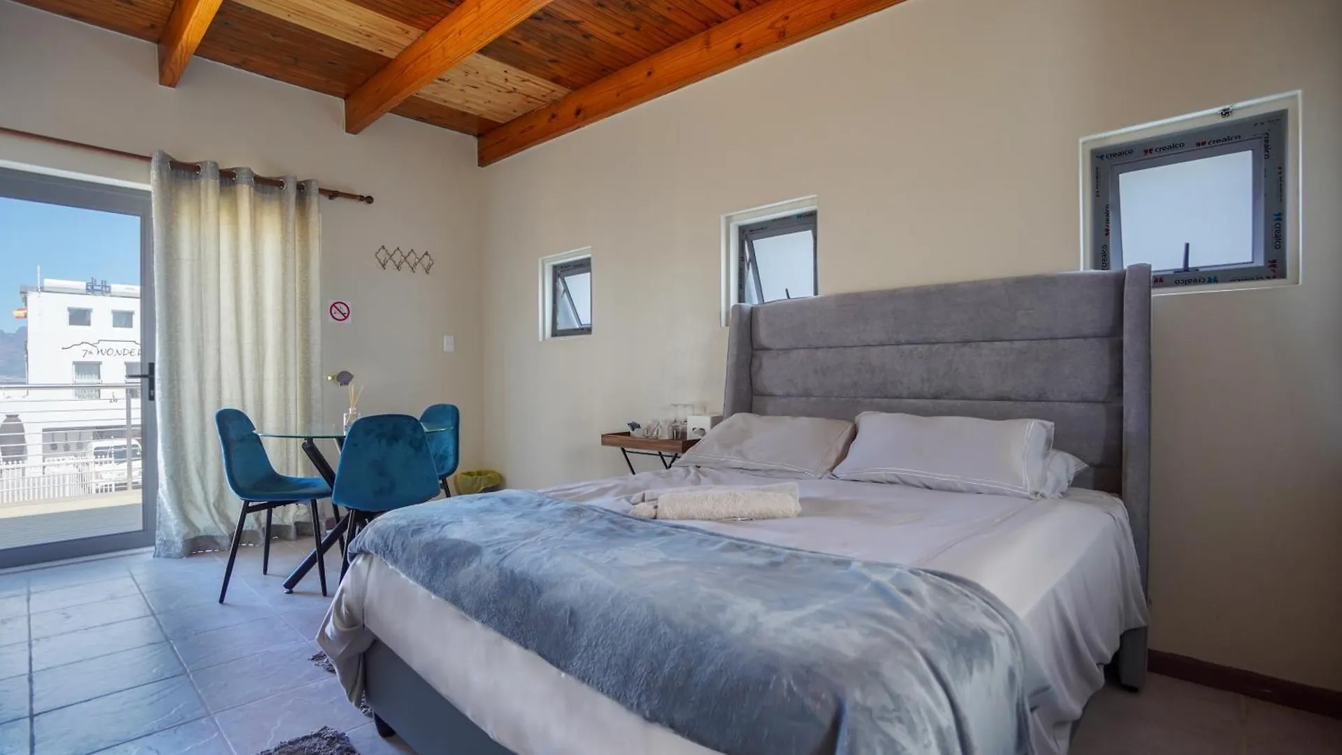 Ocean Vibes Hotel Cape Town